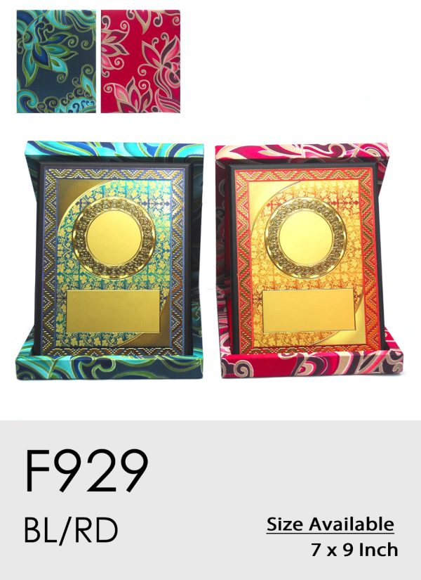 F929 Plaque - Velvet Box